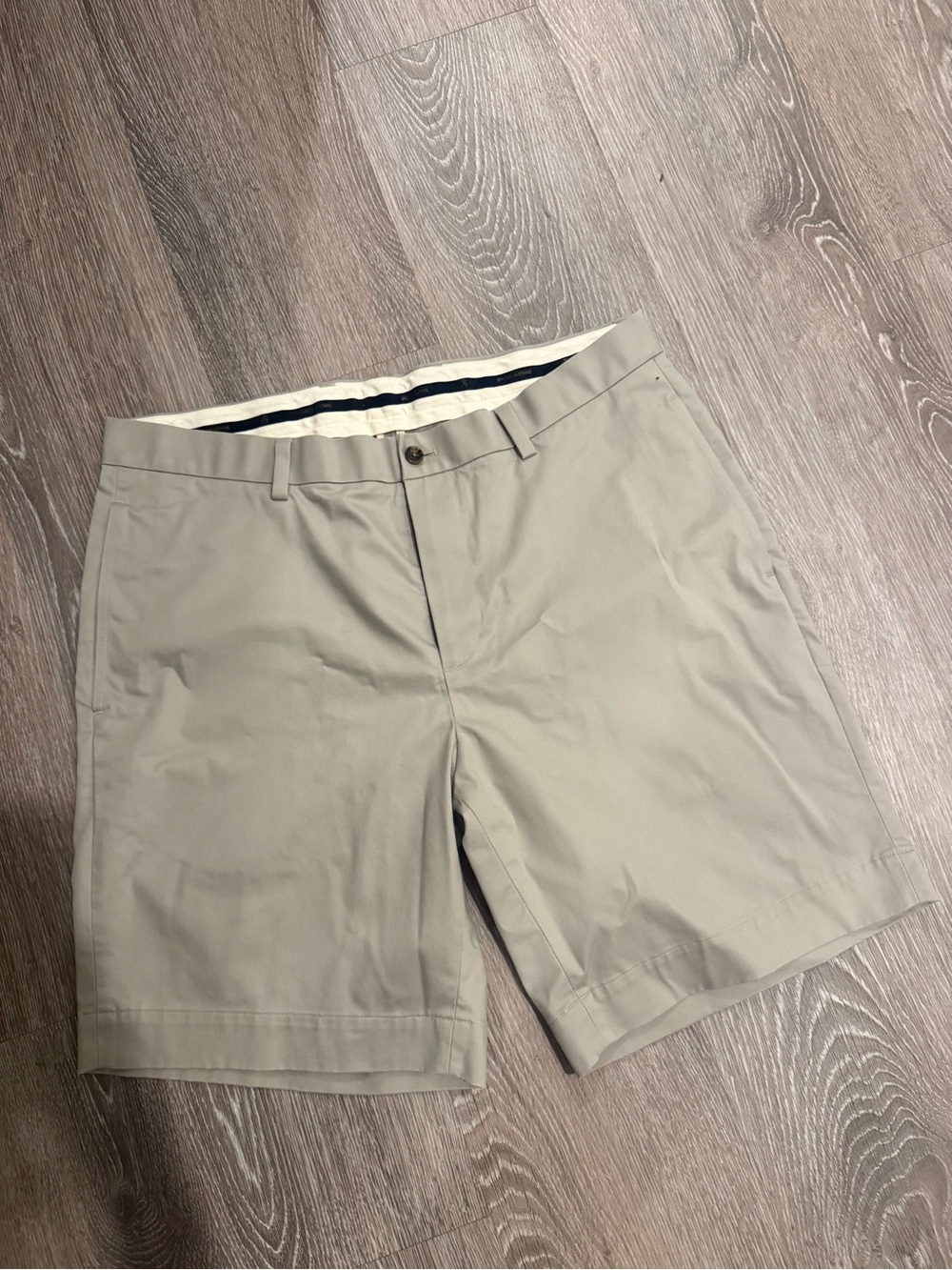 Brooks Brothers Men's Chino Shorts - Light Khaki